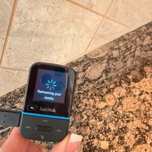 SanDisk Portable Media Player - Black with Blue Trim